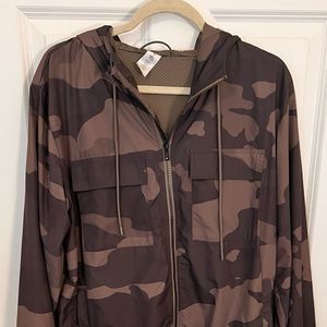 ALO CAMOFLAUGE WINDBREAKER